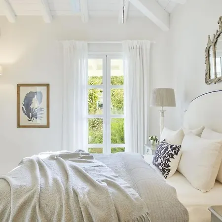 Sleeps 8 Air Con Wifi فيلة *